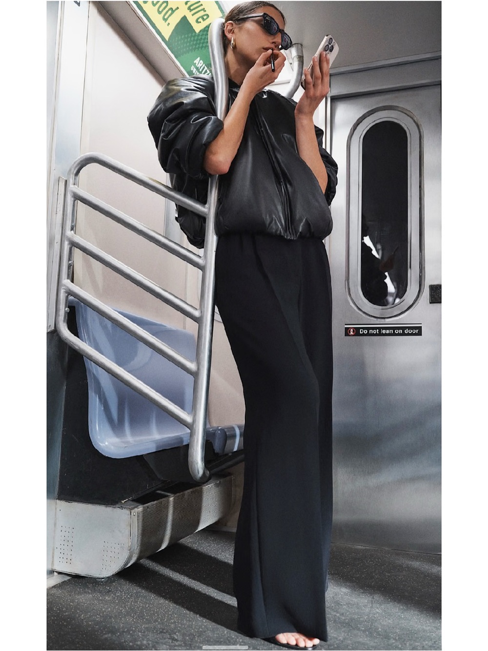 NEW Aritzia The Effortless Pant Wider Crepette in Black Size 4